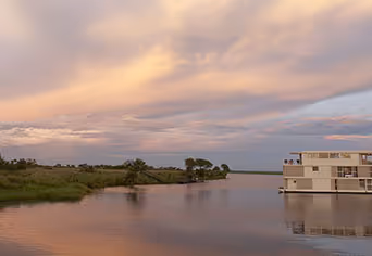 Zambezi Queen