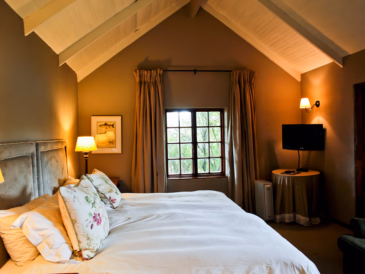 Critchley Hackle Lodge