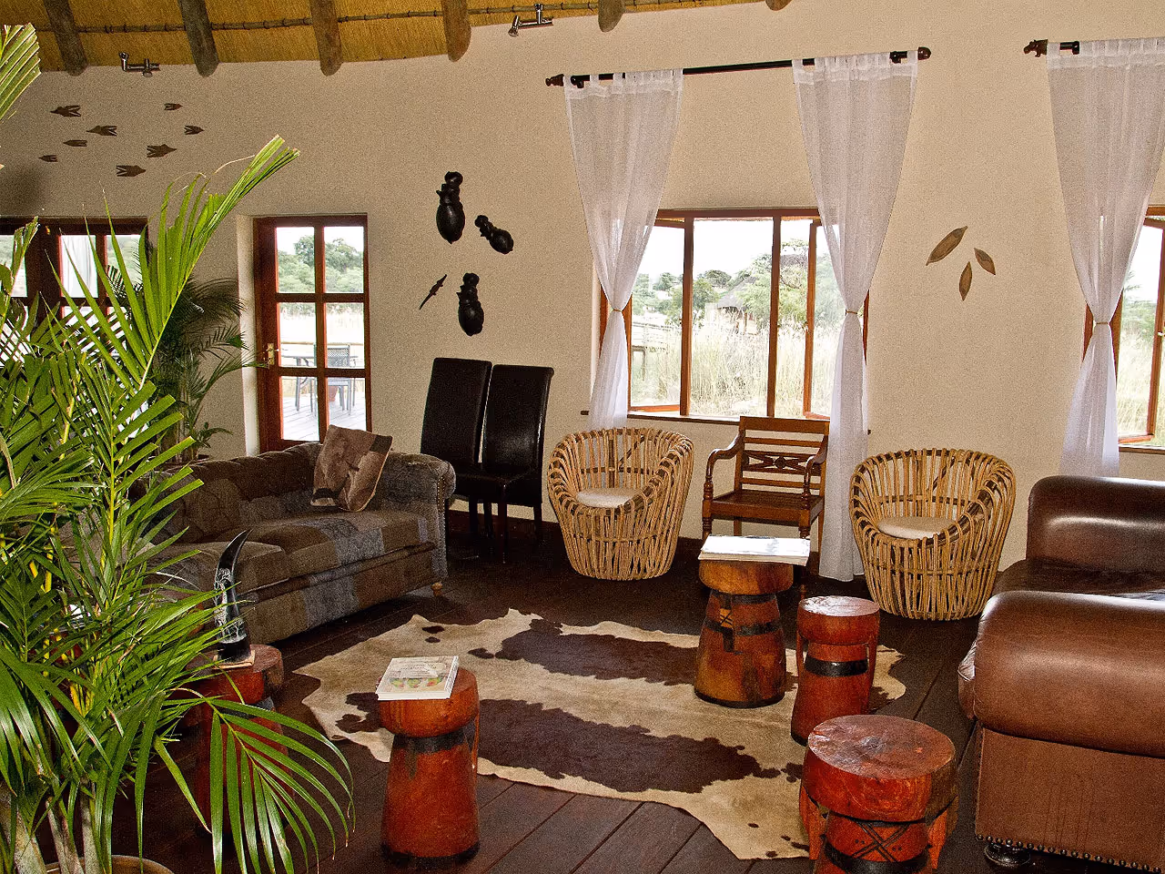 Hakusembe River Lodge