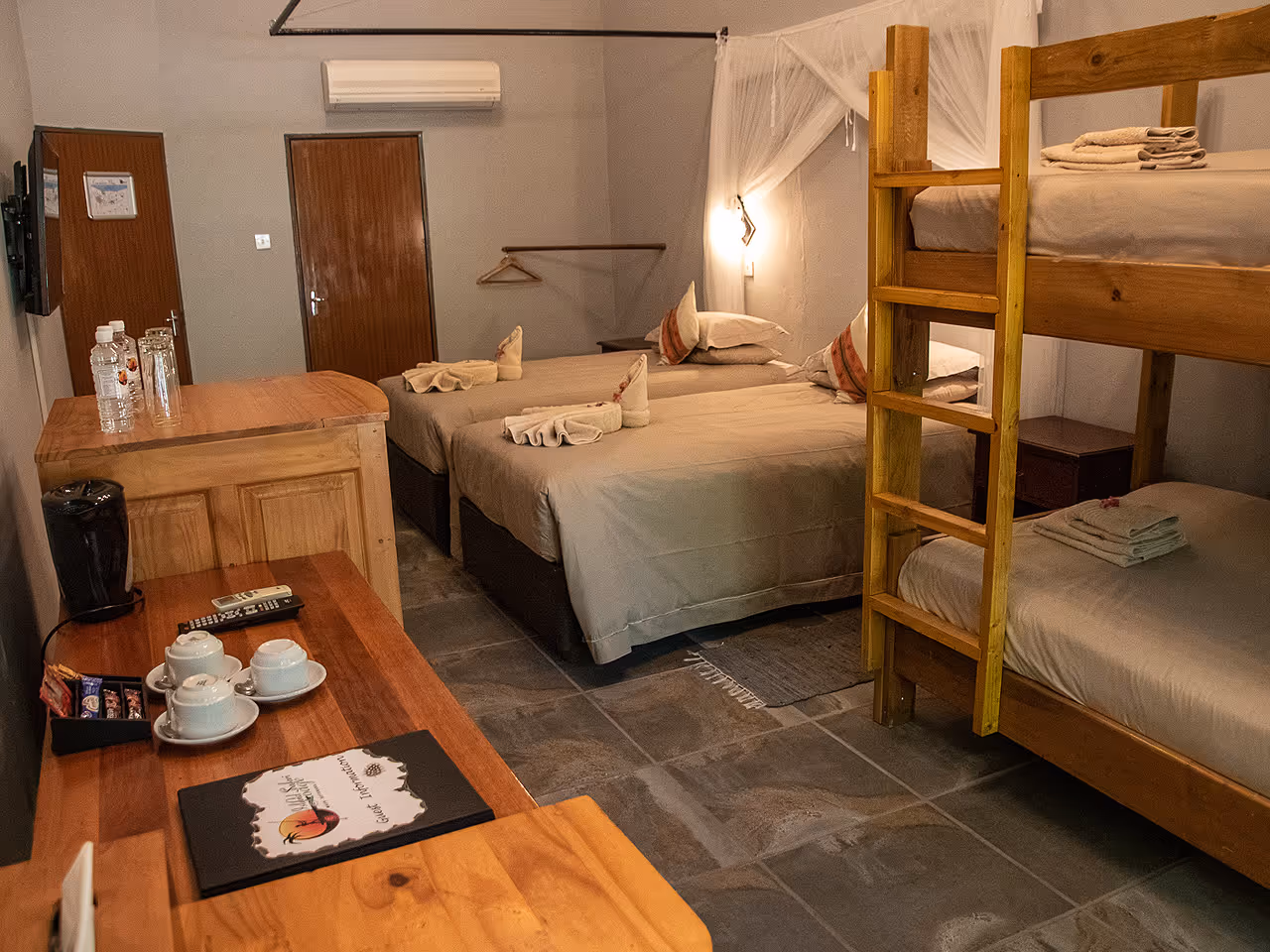 Island Safari Lodge