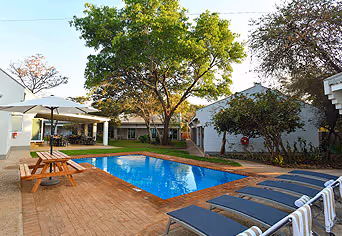 PheZulu Guest Lodge
