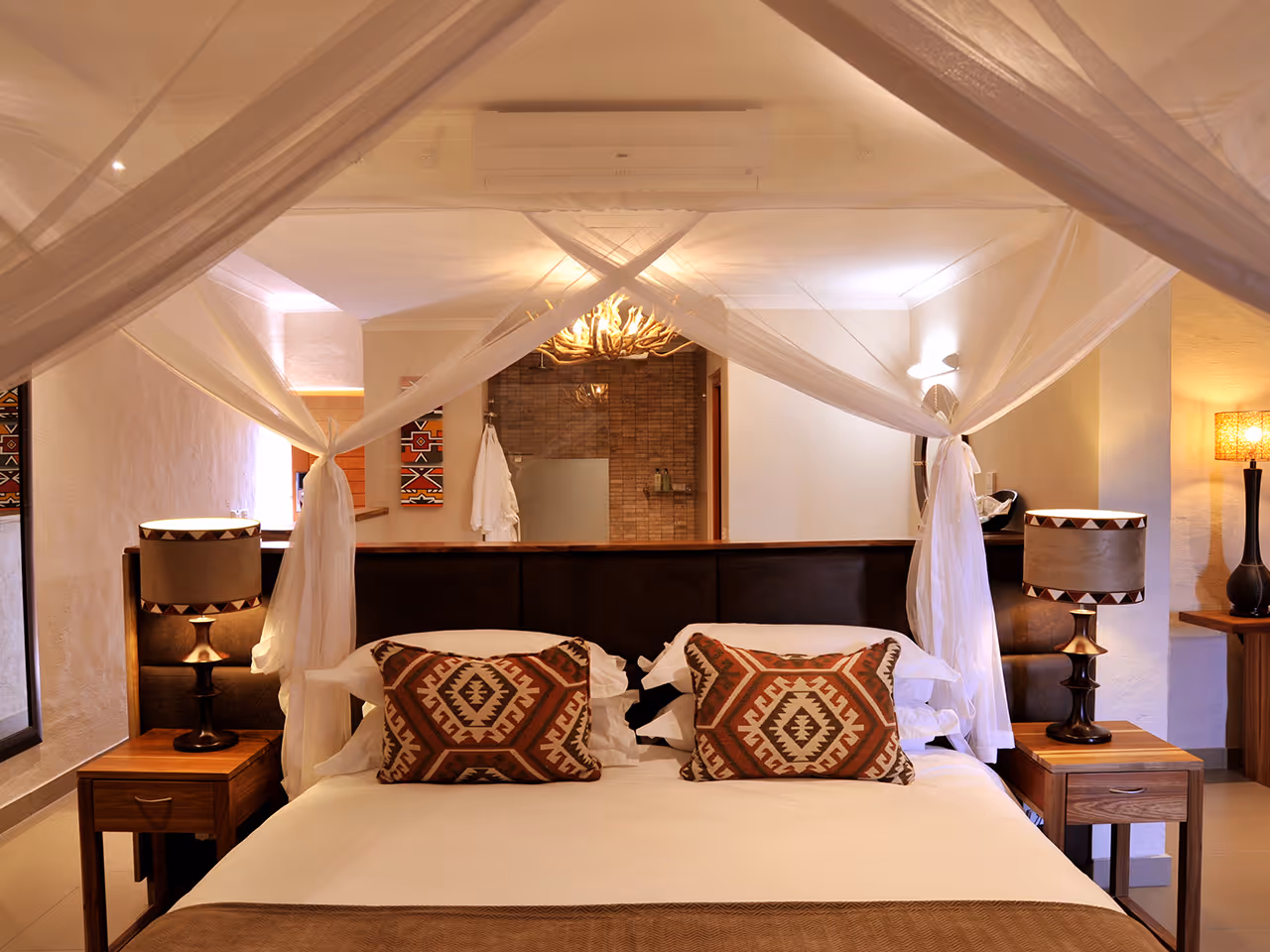 Victoria Falls Safari Club
