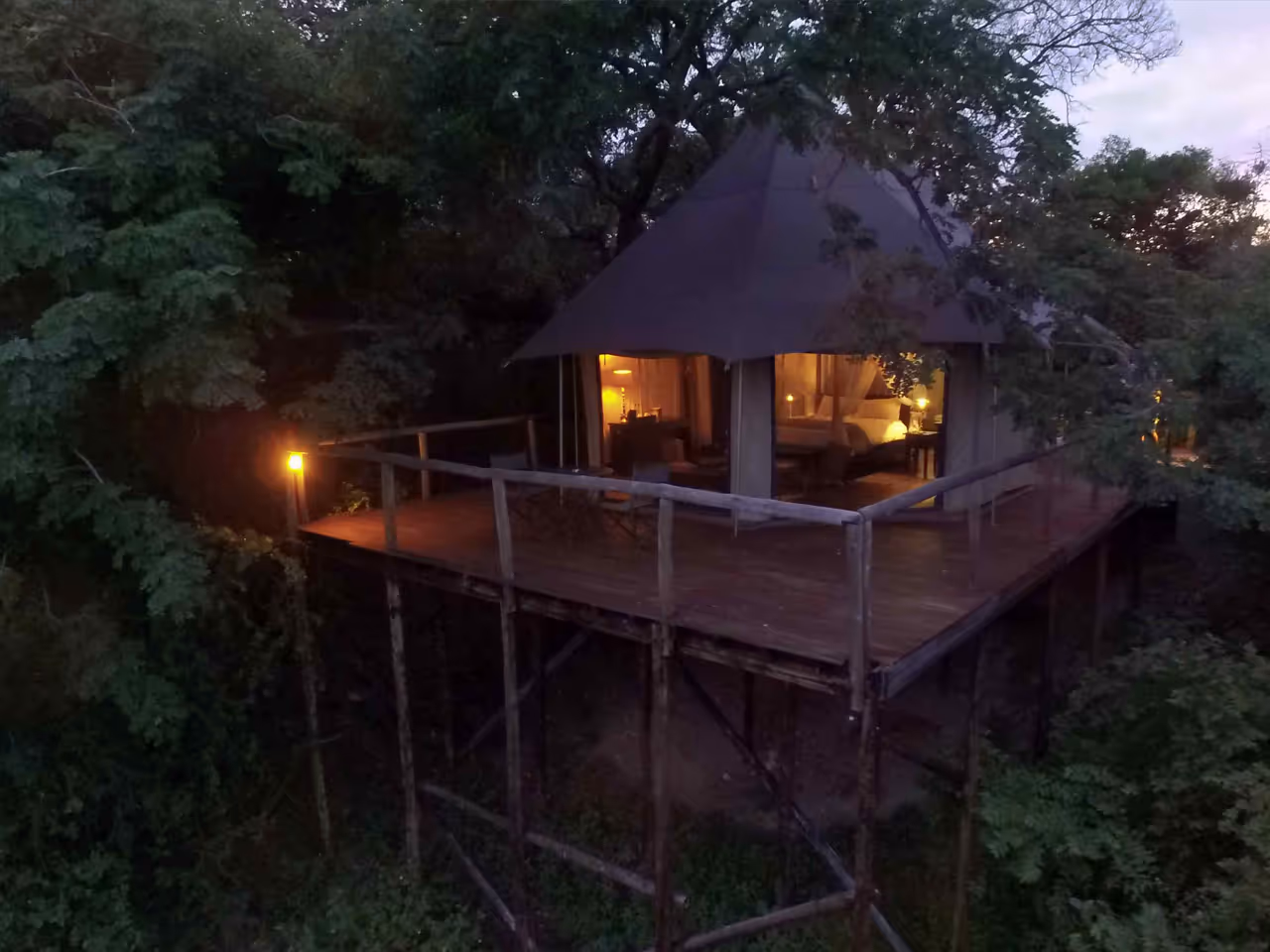 Taranga Safari Lodge