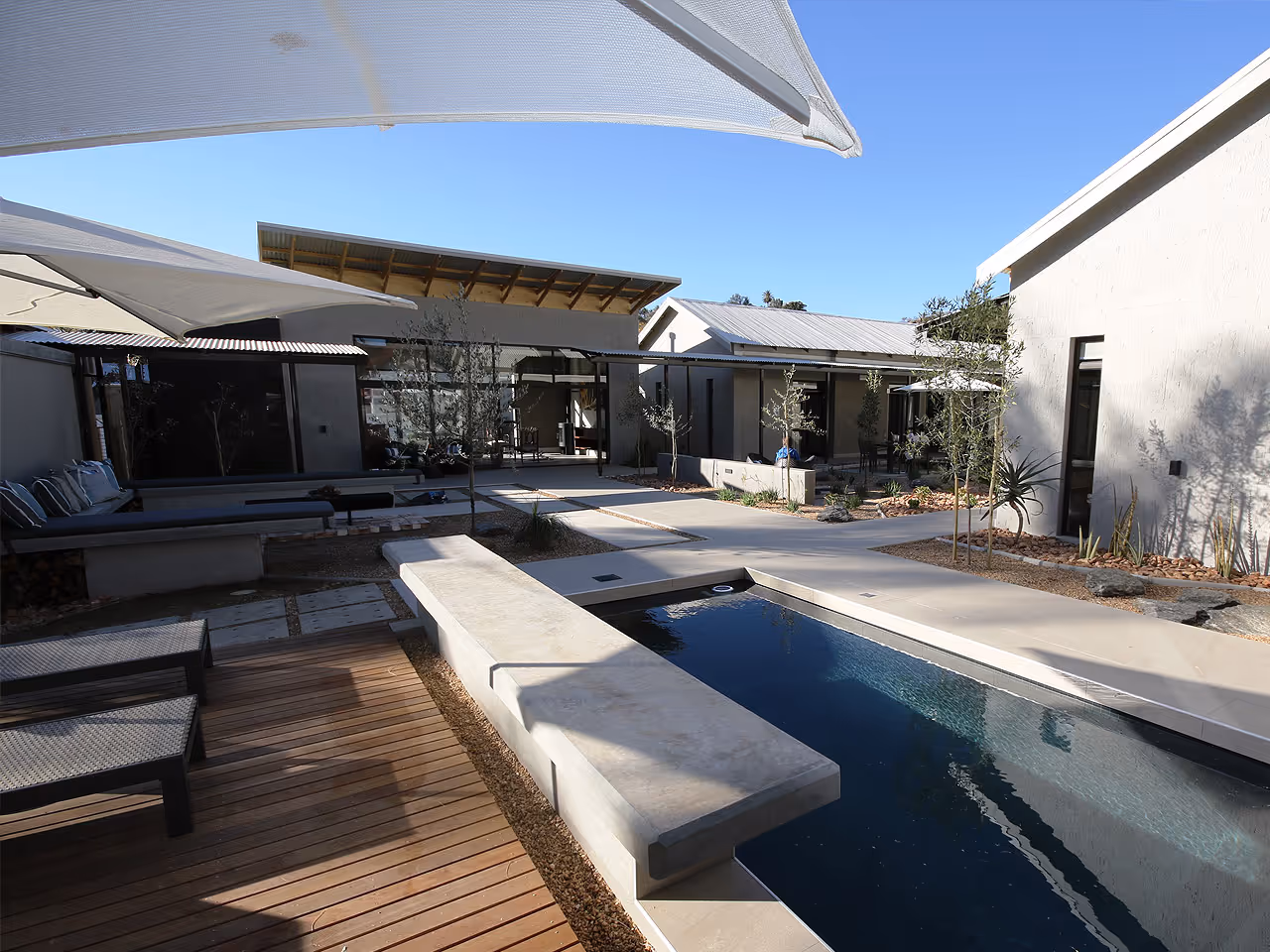 The Elegant Guesthouse