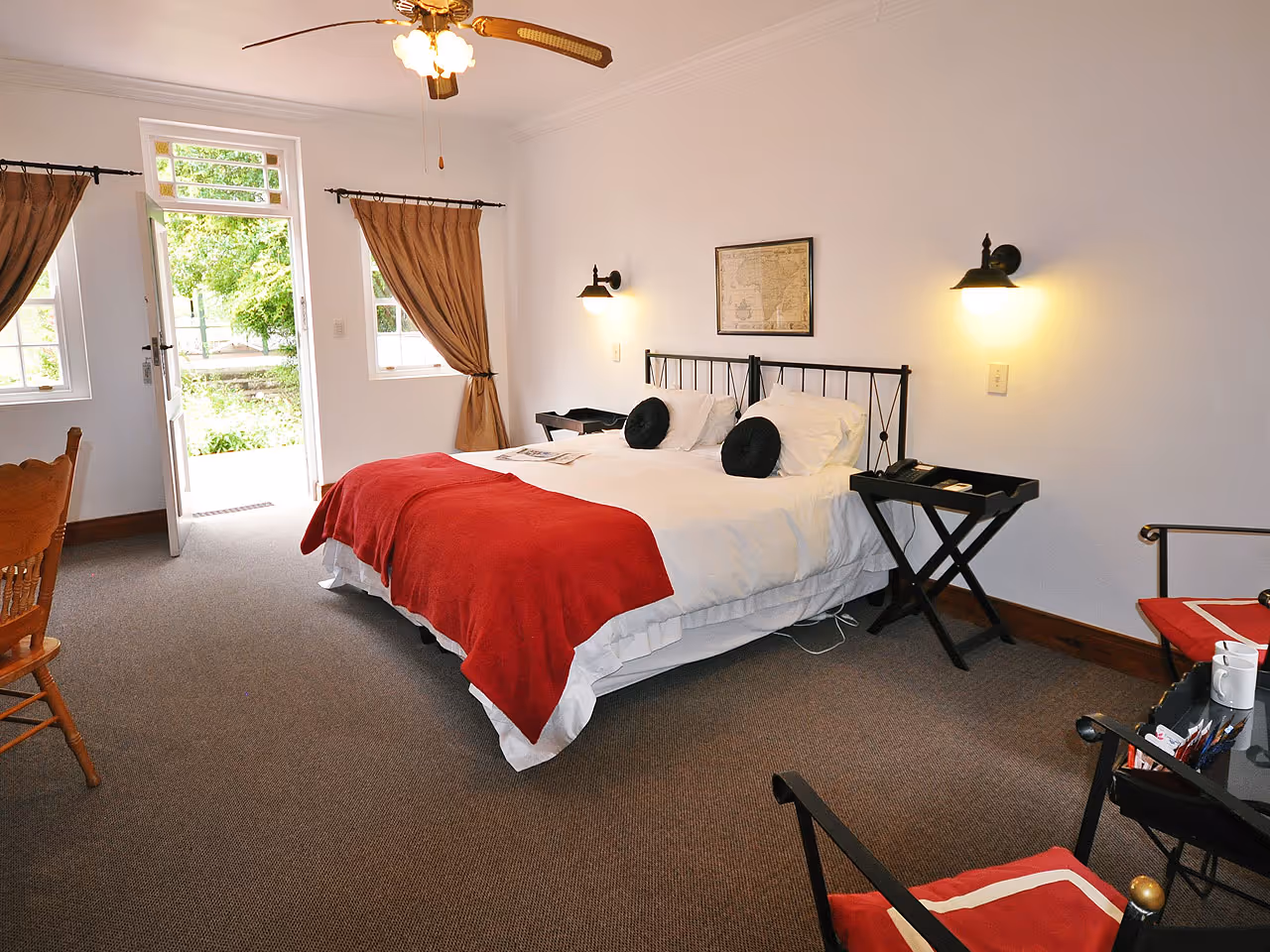 Tsitsikama Village Inn