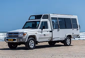 Safari 11-Seater