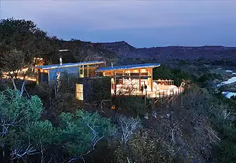 Pel's Post Lodge