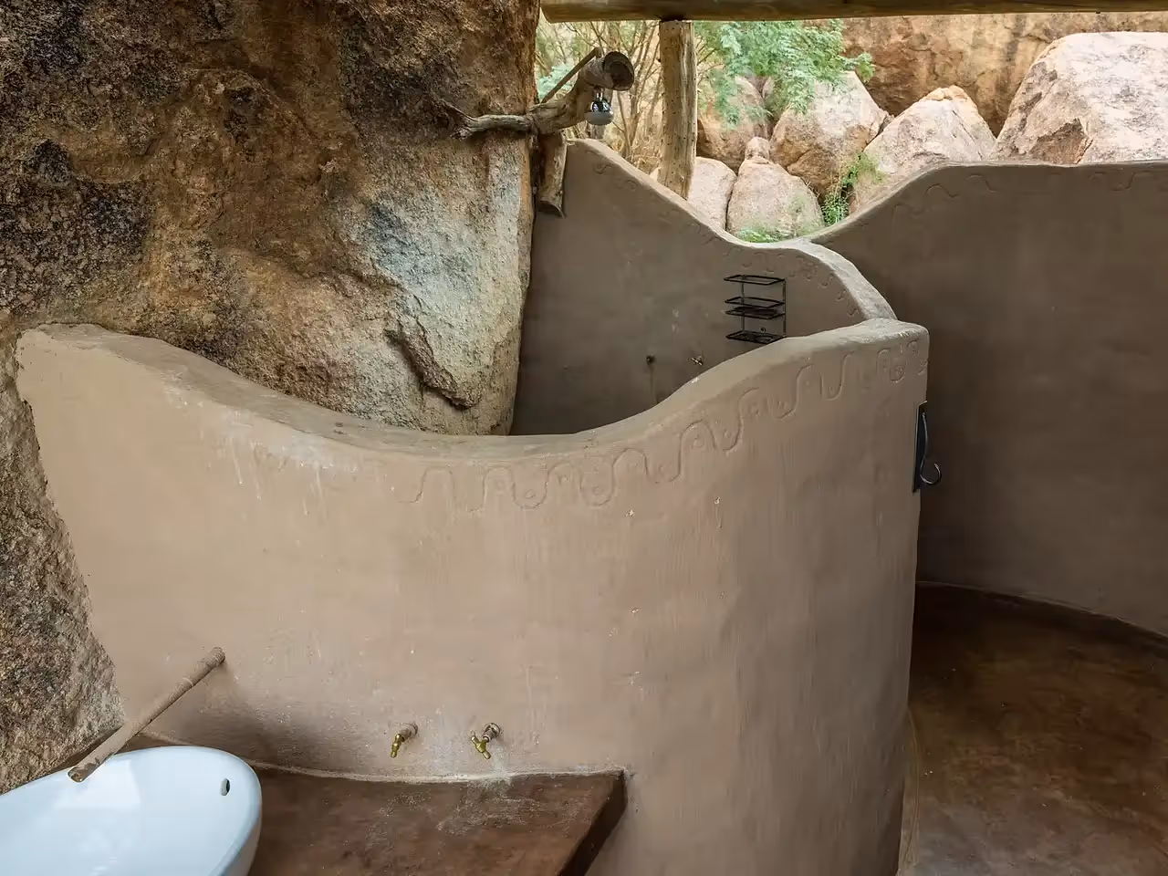 Mowani Campsite and Camp Îsa Glamping