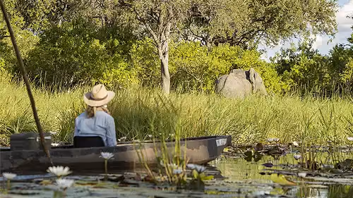 Khwai Guest House mokoro