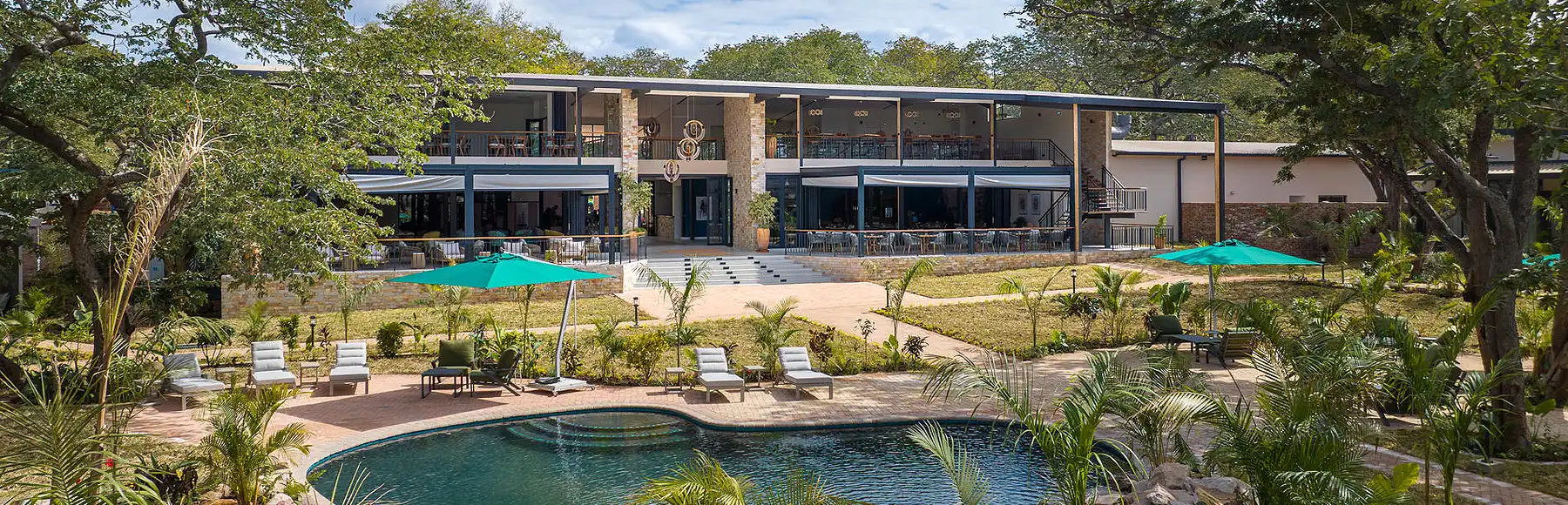 Waterfalls Lodge