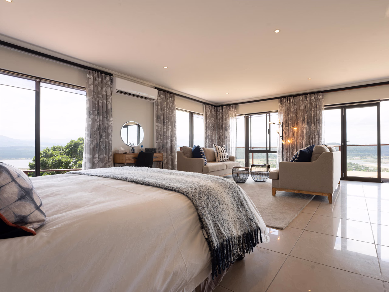 Simbavati Fynbos on Sea