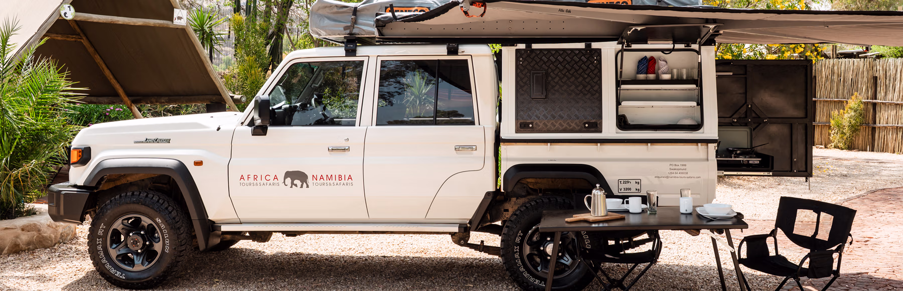 Land Cruiser Double Cab Camping - 4 Pax