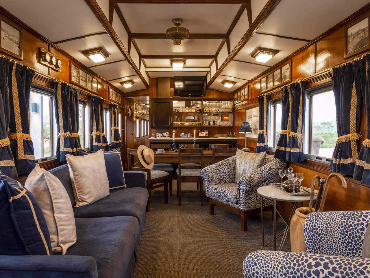 Founders Lodge by Mantis