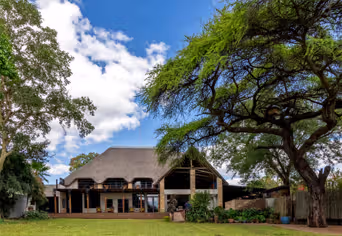 Chobe River Lodge