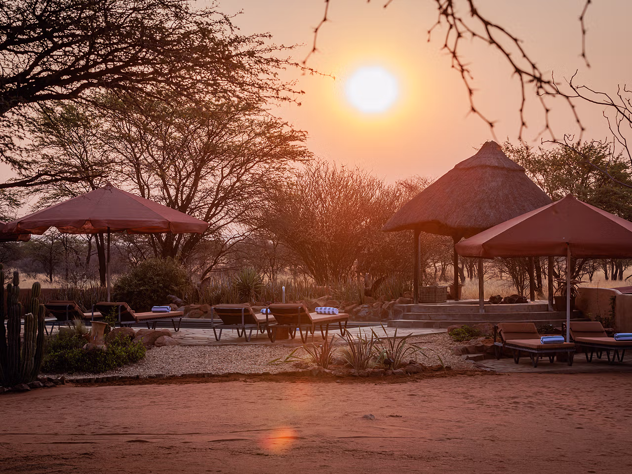 Eningu Kalahari Lodge