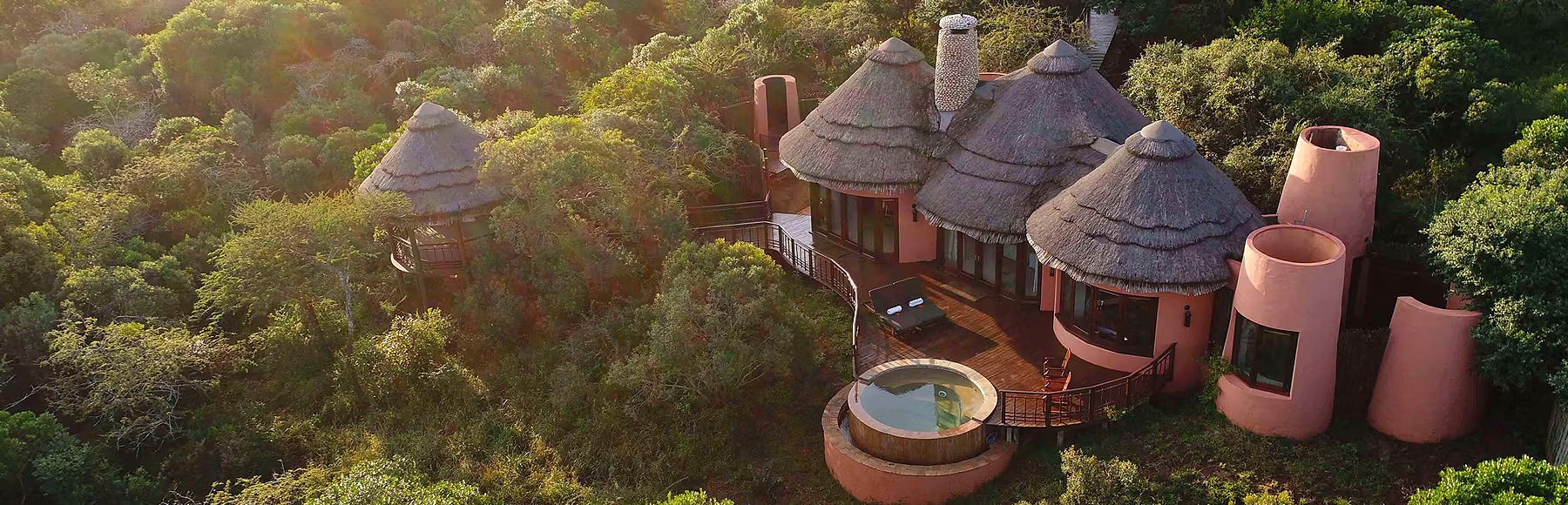 Thanda Safari Lodge