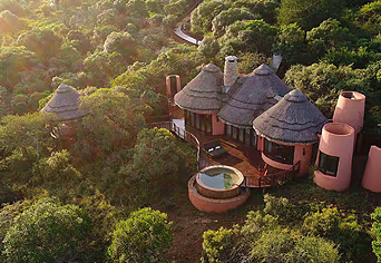 Thanda Safari Lodge