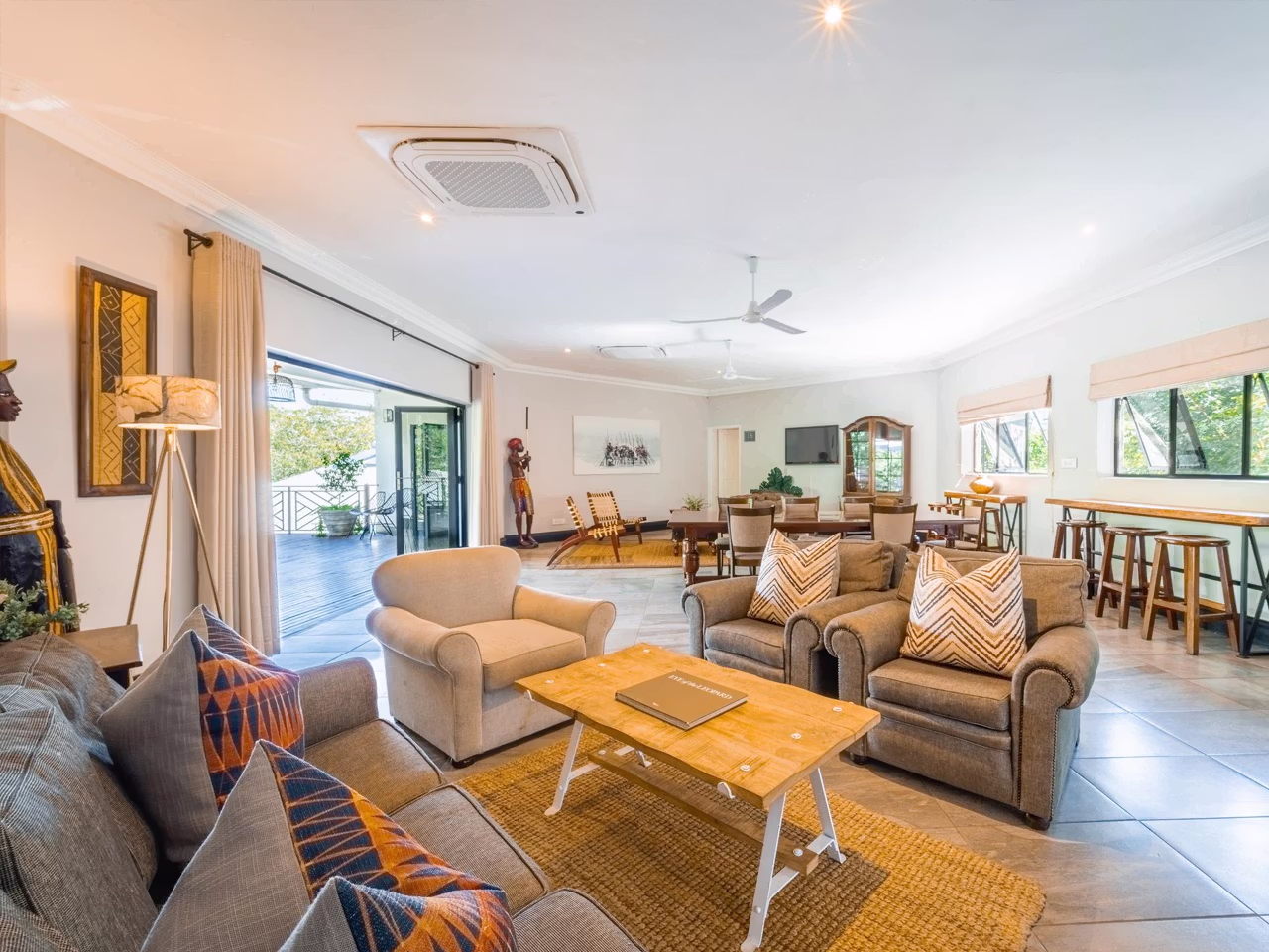 Nkosi Guest Lodge