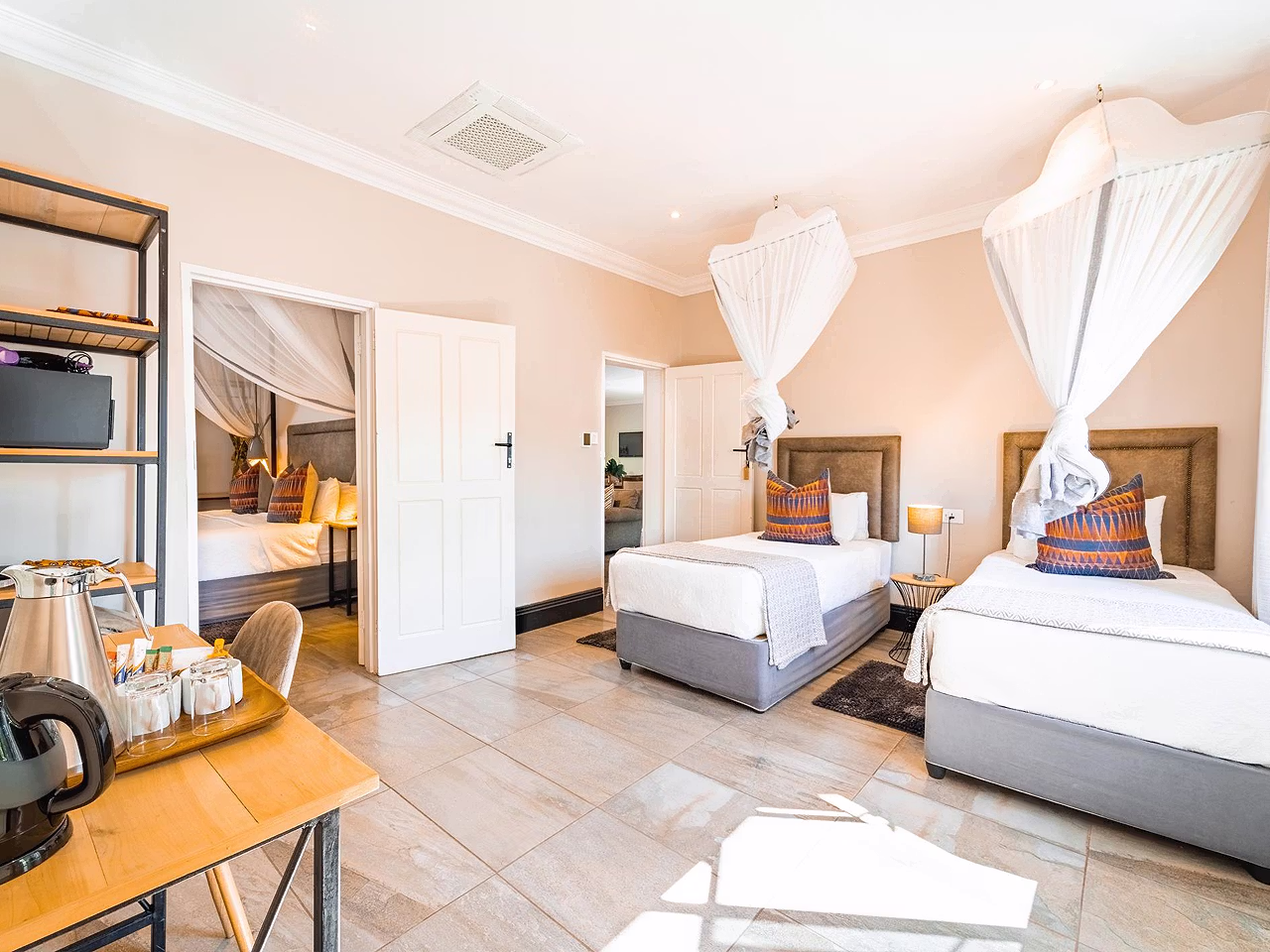Nkosi Guest Lodge