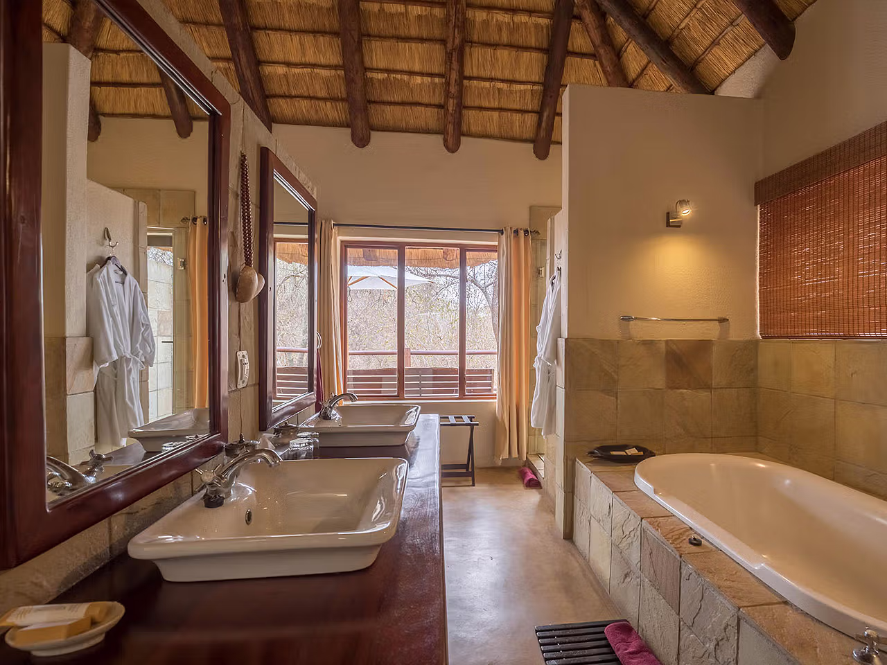 Shiduli Private Game Lodge