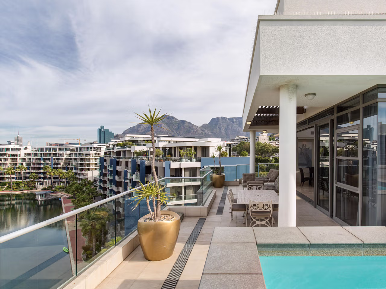 Lawhill Luxury Apartments