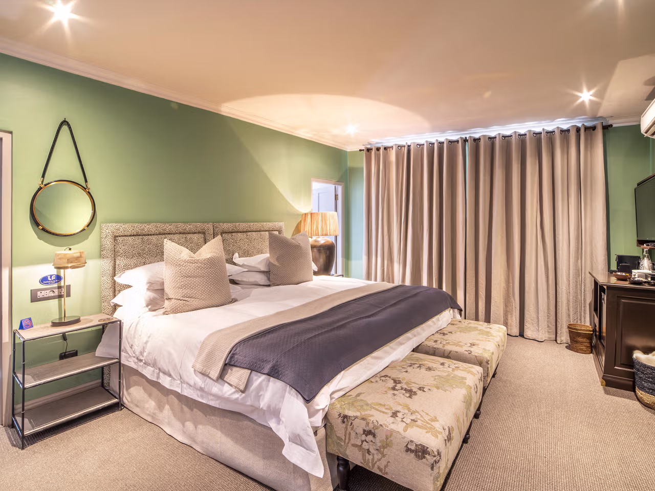 La Fontaine Boutique Hotel