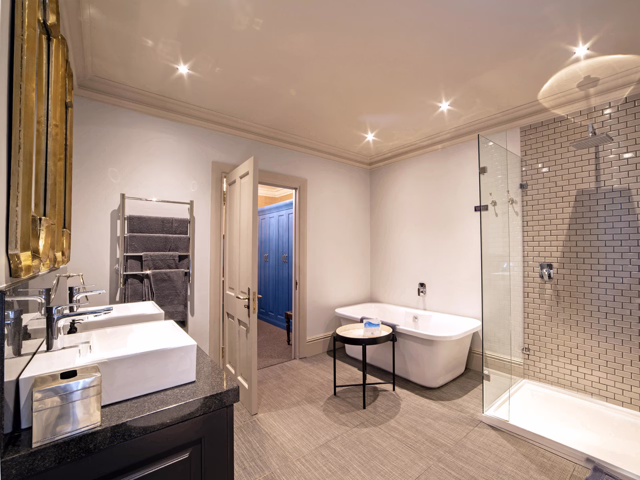 La Fontaine Boutique Hotel