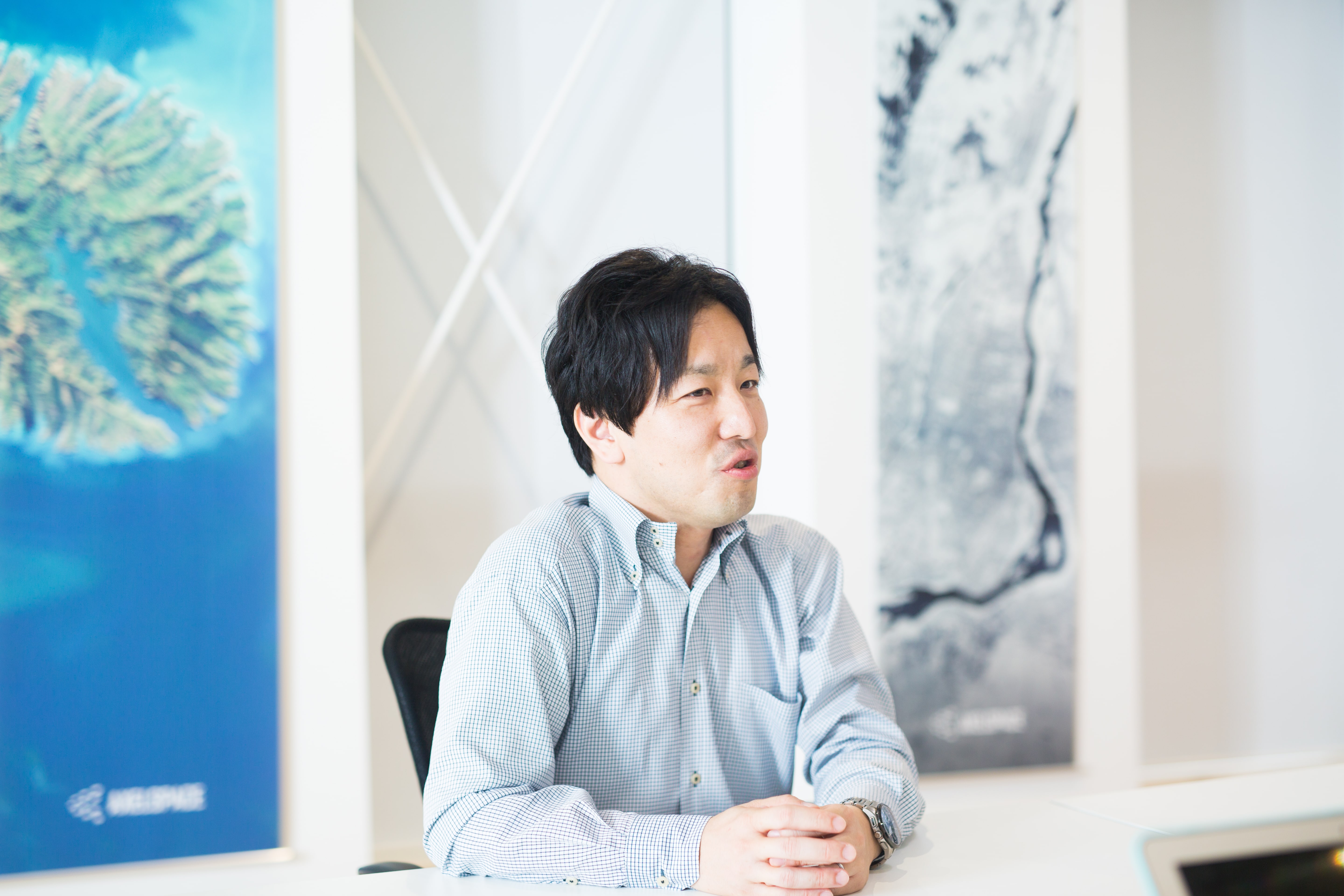 起業の選択肢に気づいてからは、『ないならつくる』が自然なことに思えて、卒業後そのまま大学の研究員として、起業の準備をはじめました」 思うような会社がなければつくればいい――一見とてもシンプルだが、実際にやるとなると話は別だ。そこに、迷いはなかったのだろうか。