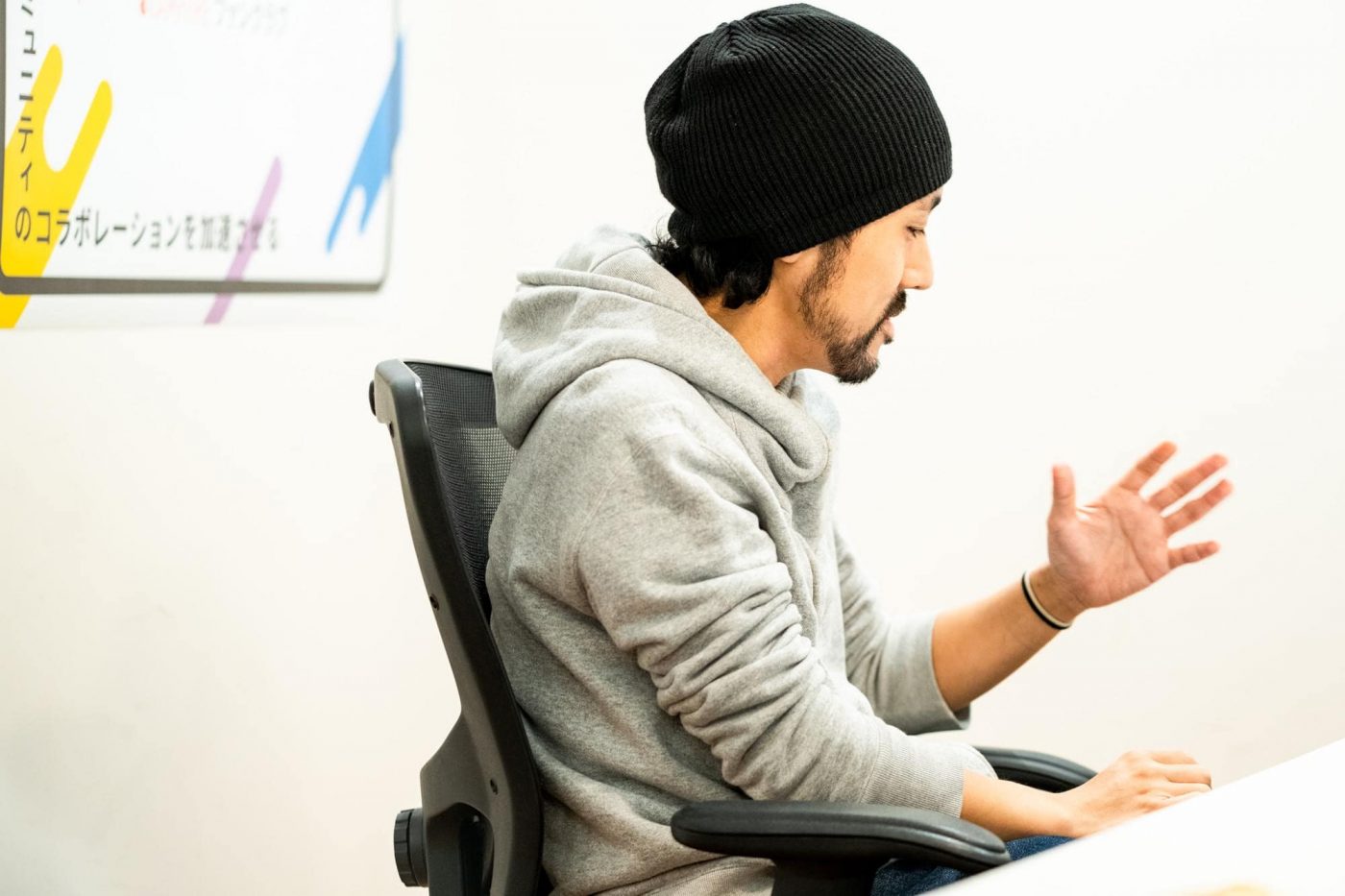 起業家が成功するための秘訣は、ひとつだと思っていて、それが「死なない」ことなんですよ。ピボットしてもいいし、社員がゼロになってもいい。それでも死なずにバットを振り続けていることが一番大切。