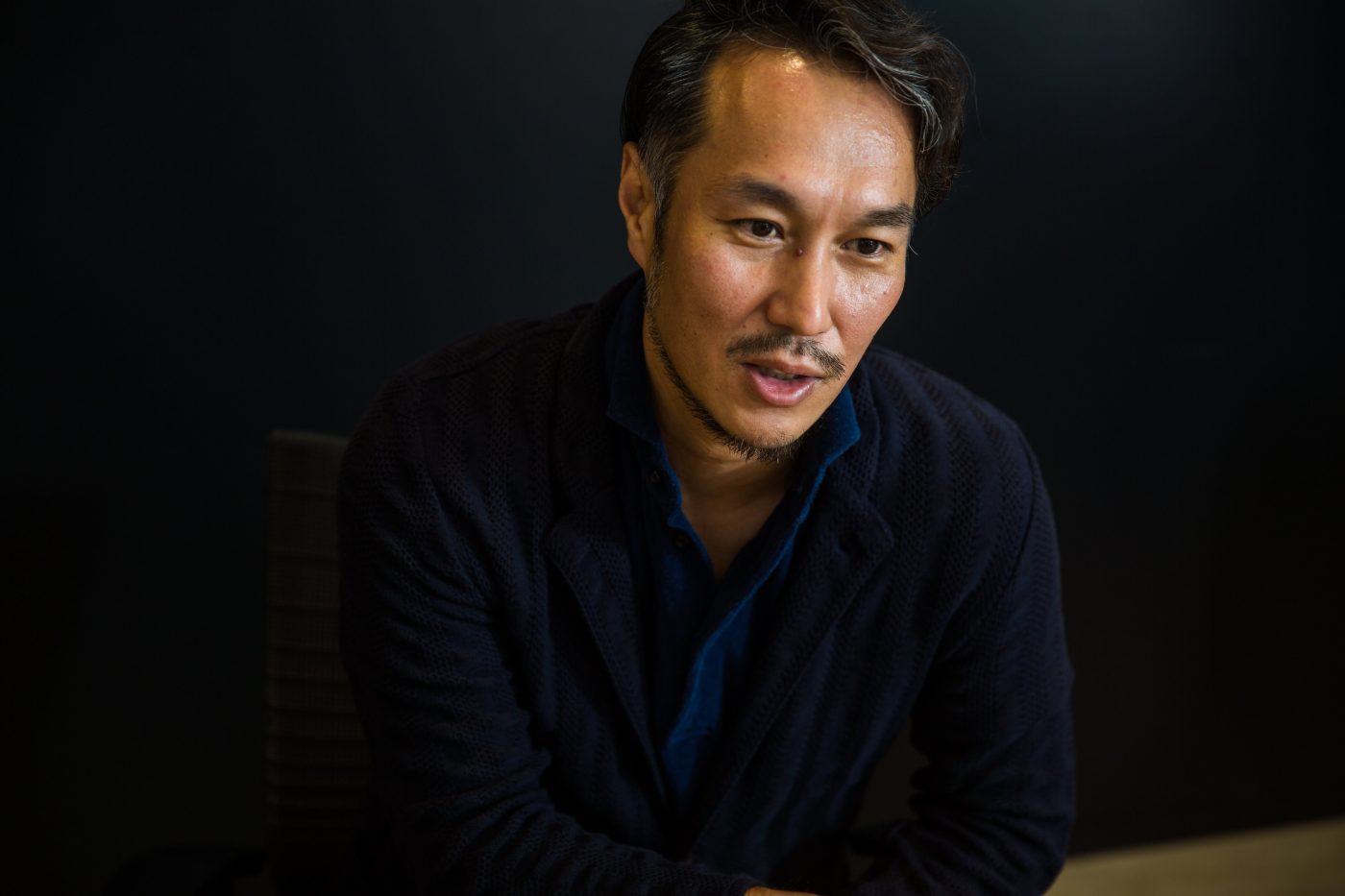 髙松氏が、メディア、引いては広告業界に興味を持ったのは15歳のとき。父が発注側として広告に携わっていたことがきっかけだった。幼少期からコンテンツに触れていた昔を、髙松氏はこう語る。