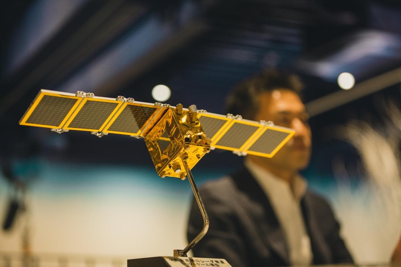 なぜ新井氏は宇宙ビジネスに関わるのか、そこに至る半生 