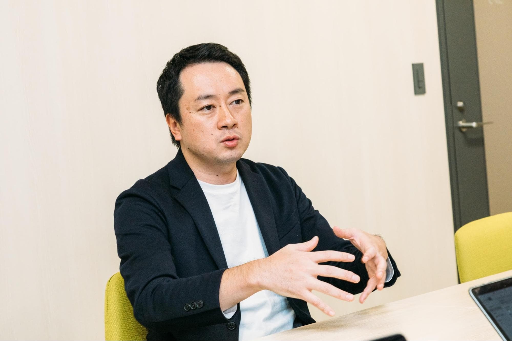 信頼性は大手商社と共に、プロダクトは自らで。業界特性を捉えた上での戦い方を選択