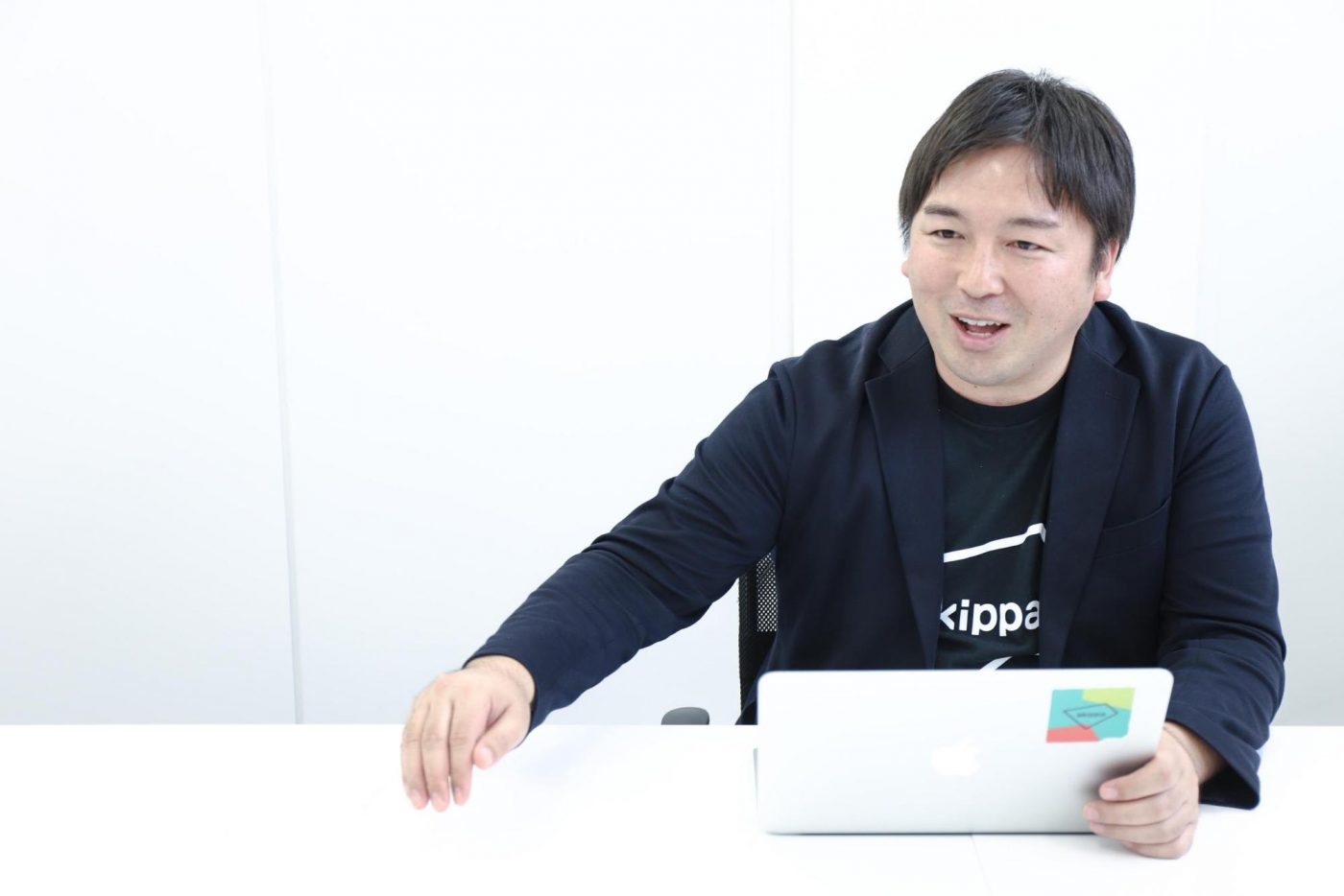 ──解決したい課題や、助けたい人、残したい体験。それらすべてを包括して、ビジョンを決めることがなによりも大切です。手段は、後から考えたらいい。どうにだってなります。エンジニアでなくても、優秀でなくても、起業はできるしサービスは作れる。大切なのは、根底にあるビジョンなんです。