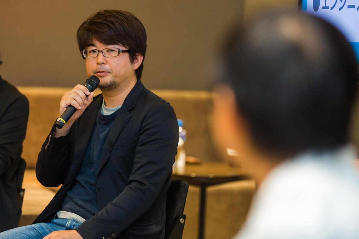 ■井上正樹 ウェルスナビ 取締役CTO＆COO グリーにおいて開発本部副本部長・開発企画室長としてインフラ整備やエンジニア育成を担当した後、ゲーム事業本部長を経て、2016年3月より、ウェルスナビのCTO兼プロダクト開発ディレクターを務める。 プロダクトの企画から設計・開発・運用を一貫してリードしつつ、事業成長に向けたマーケティングを推進。社員全体の6割をエンジニア・デザイナーが占める金融機関として、組織作りにもリーダーシップを発揮。