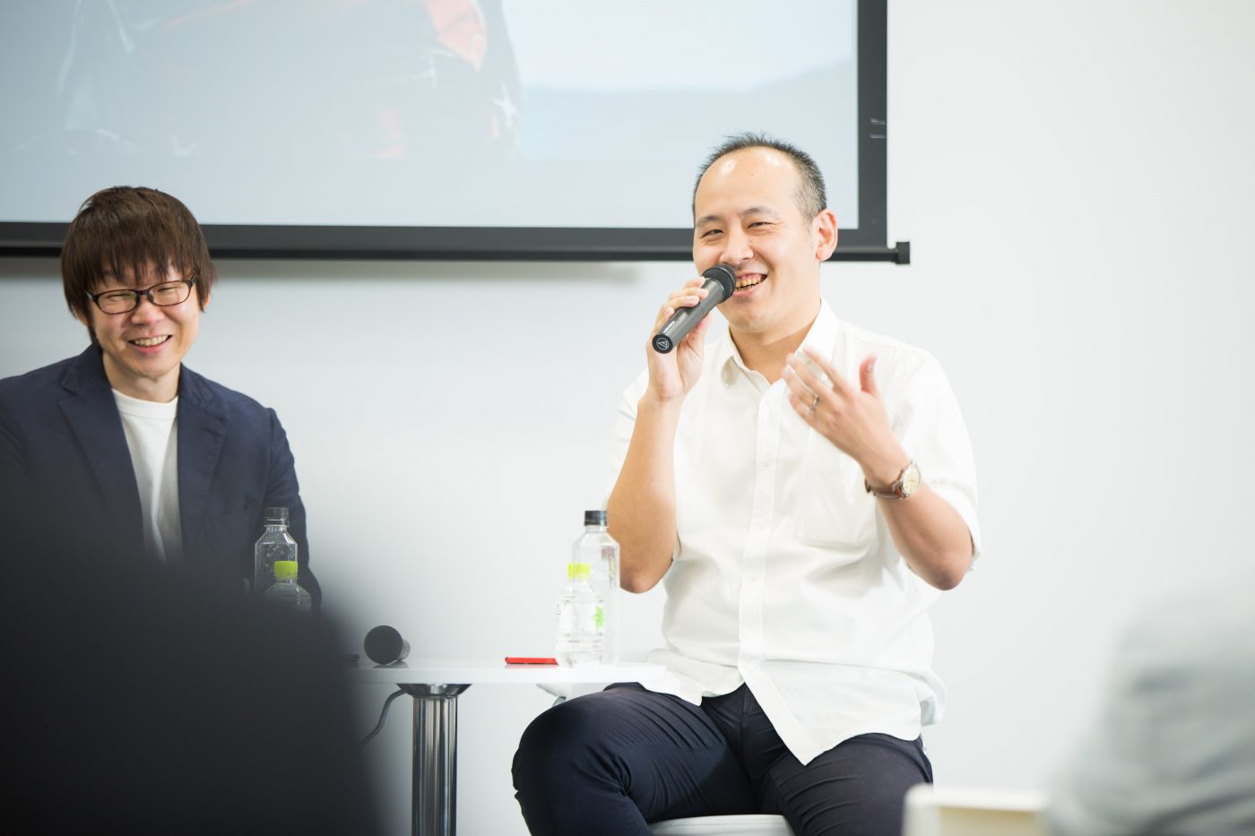 海老原智(株式会社カケハシ 取締役CTO) 慶應義塾大学大学院政策メディア・研究科修了後、凸版印刷株式会社でバーチャルリアリティ用3DCGビューア/SDKの開発、3DCGコンテンツ制作会社でテクニカルディレクション、グリー株式会社でSNS/プラットフォーム系開発に従事。その後株式会社サイカの取締役CTOを経て、創業直後の株式会社カケハシにCTOとして参画。