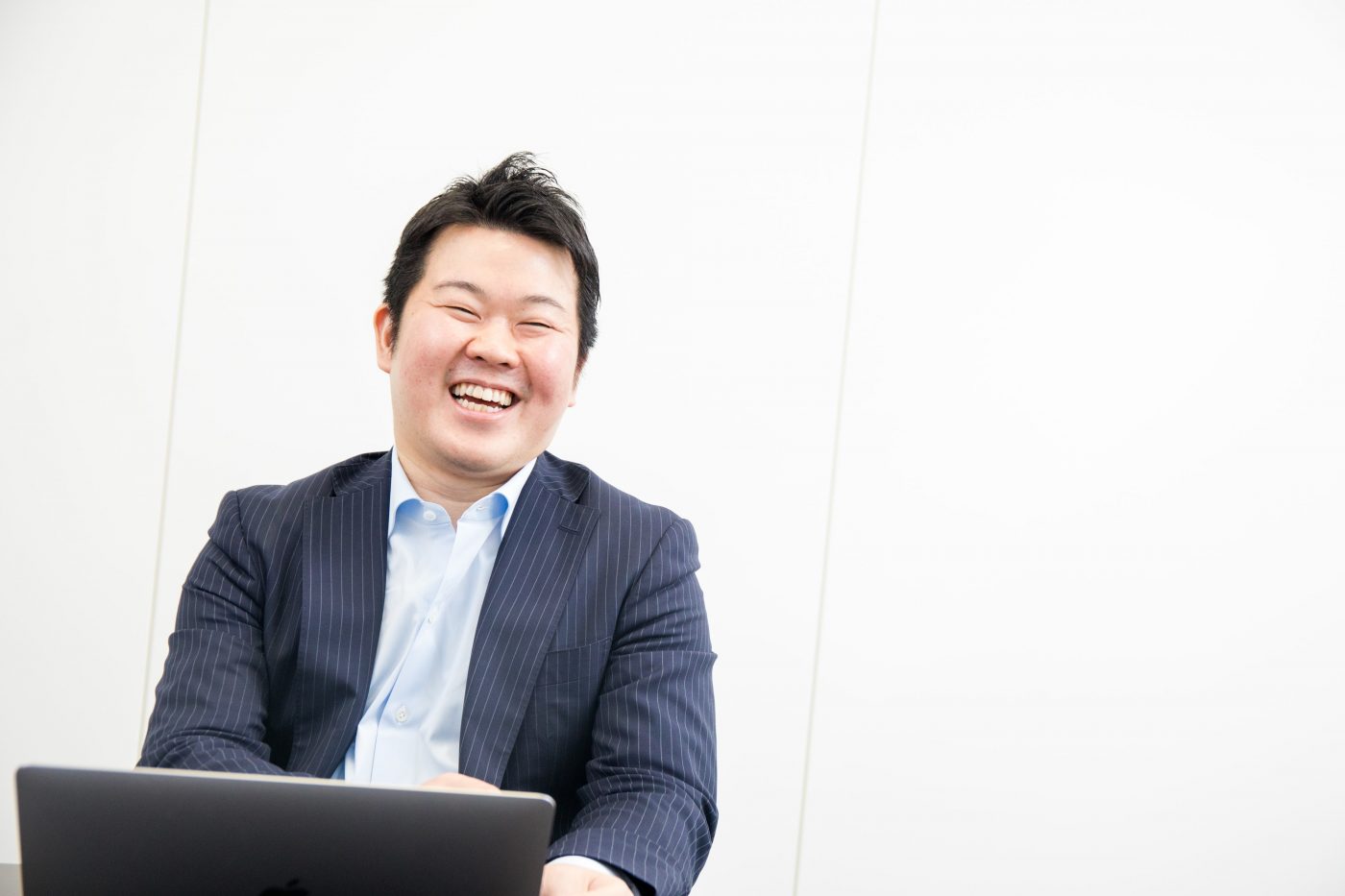 ■吉田大成（よしだ・たいせい） — 株式会社エブリー 代表取締役 2005年、ヤフー株式会社に新卒で入社。翌年10月にグリー株式会社に入社し、2010年12月には同社執行役員に就任。2015年6月に同社を退職し、同年9月に株式会社エブリーを設立する。