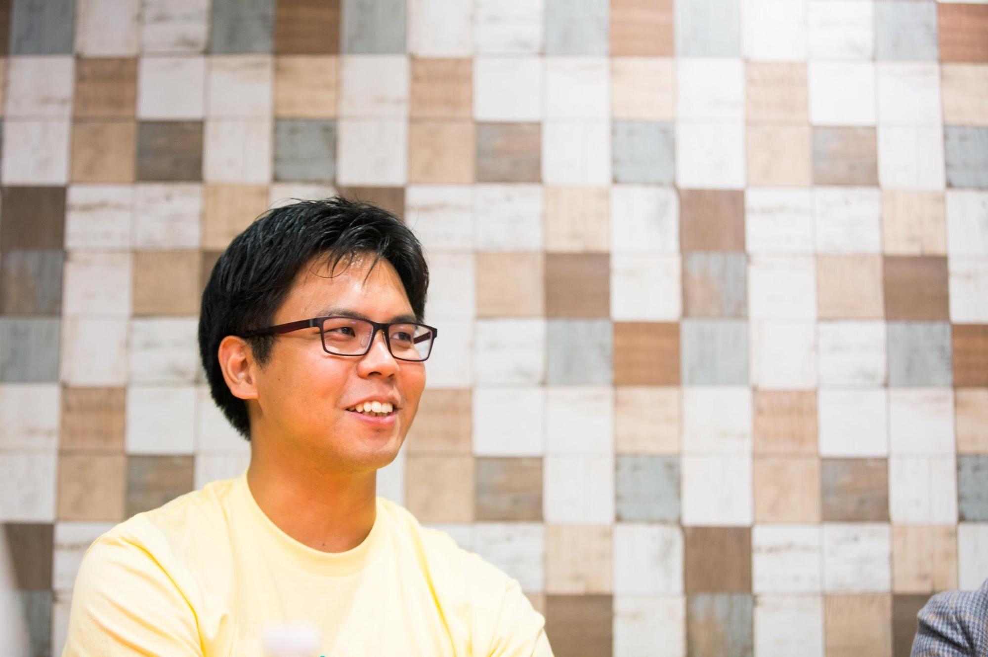 ■矢矧利太郎(やはぎ・りたろう) ー2016年フロムスクラッチに入社。 経営戦略部門責任者、Sales部門責任者、Customer Success部門の責任者を歴任後、2019年に取締役COOに就任。現在は、b→dash事業統括責任者として、Sales, Customer Success, Research & Development, Product Development,Quality Assurance部門を管掌し、全社戦略推進を統括。