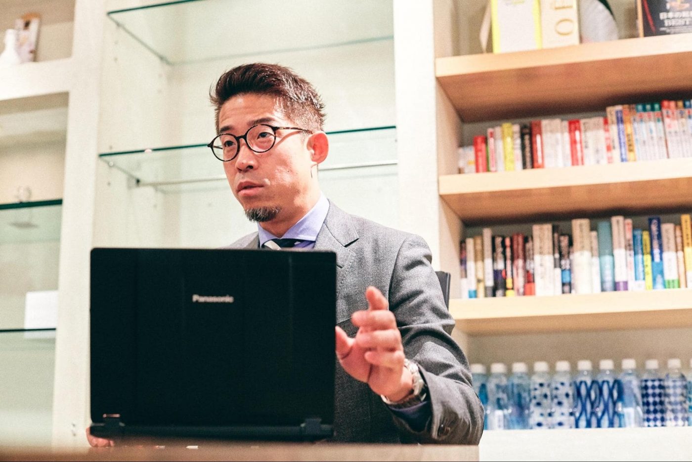 「これまで」ではなく「創りたい未来」を見て事業を考える