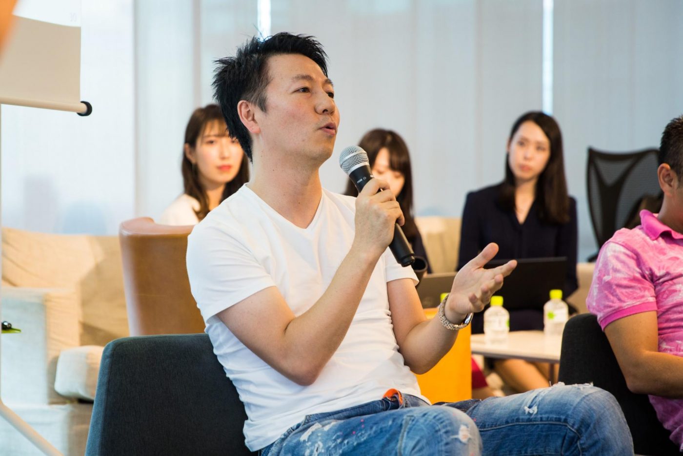 ■倉林陽(くらばやし・あきら) DNX Ventures Managing Director 富士通及び三井物産にて日米でのベンチャーキャピタル業務を担当後、Globespan Capital Partners及びSalesforce Venturesの日本代表を歴任。2015年3月よりDNX Ventures (旧Draper Nexus Ventures)に参画しManaging Director就任。同志社大学博士、ペンシルバニア大学ウォートンスクール経営大学院修了。著書「コーポレートベンチャーキャピタルの実務」(中央経済社)