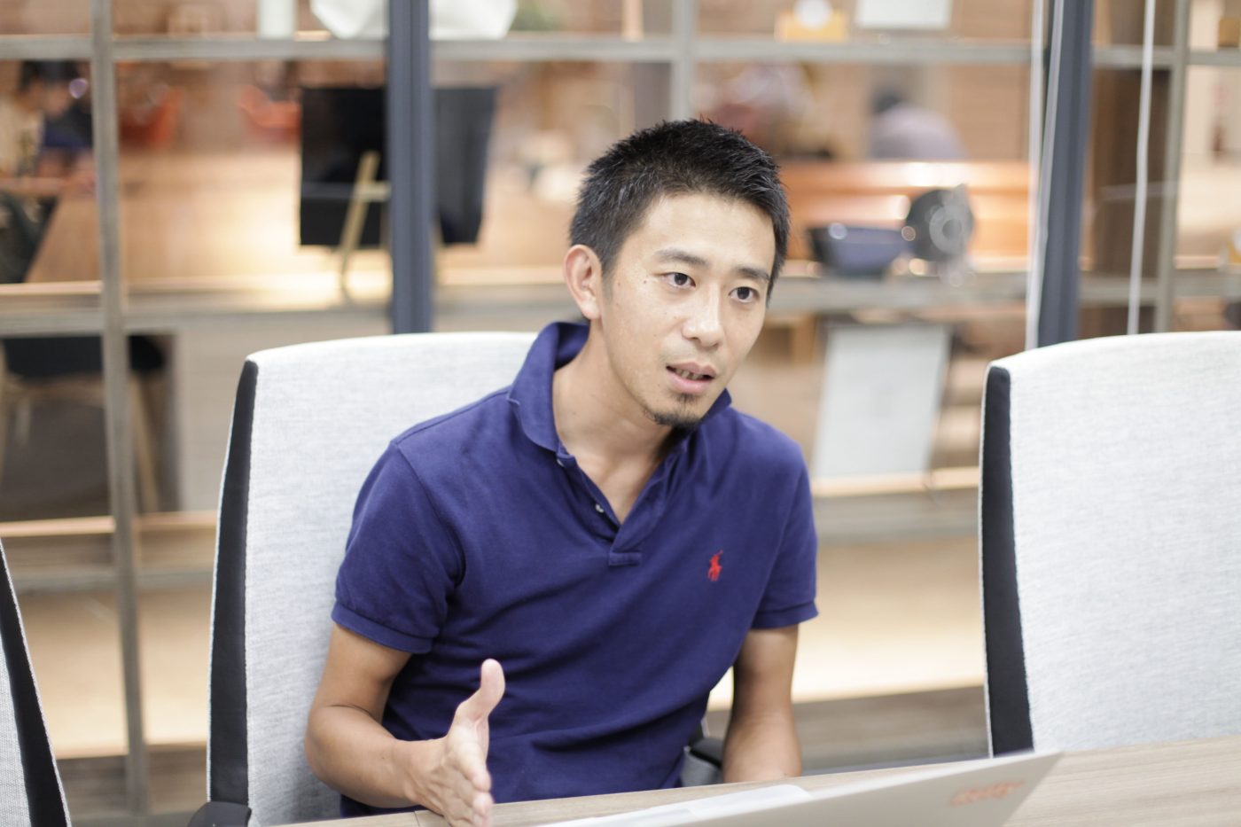 食と発信を掛け合わせて「Retty」は生まれた。しかし、当時はまだただの口コミサービスでしかない。実名制が必要だと感じたのは、さらに次のフェーズに差し掛かったタイミングだったという。