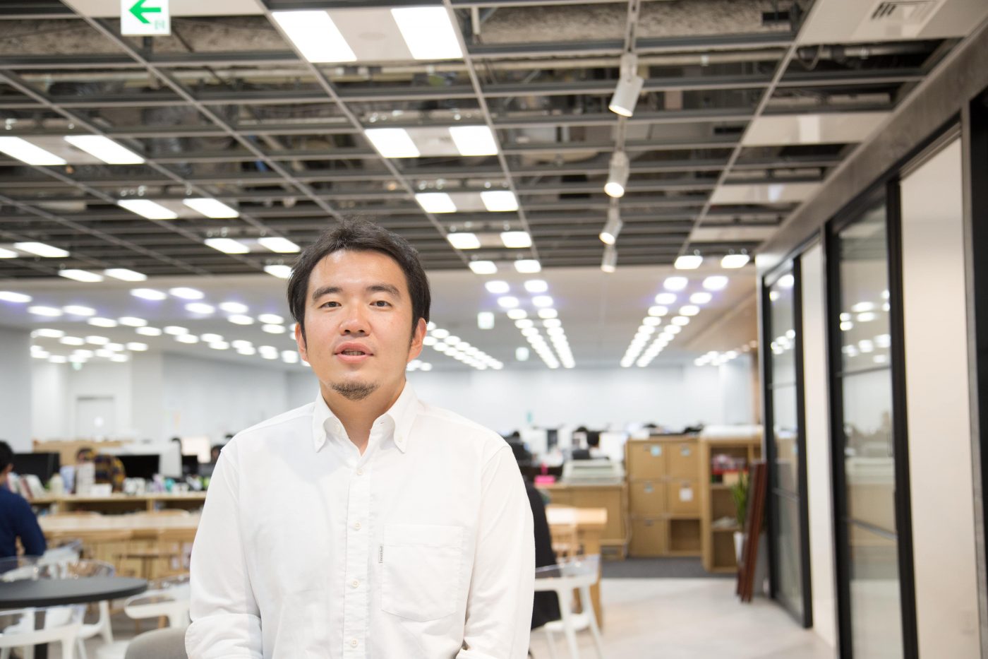 ■宮田 昇始(みやた・しょうじ) −大学卒業後、IT企業でWebディレクターとして勤務。医療系Webサイトの開発会社に転職。難病「ハント症候群」を患うものの、リハビリを経て完治。2013年、株式会社KUFU(現、株式会社SmartHR)を設立。2015年にSmartHRのサービスを開始し、導入社数は1万社を超える急成長中。