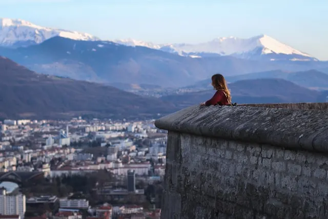 Dame de compagnie à Grenoble