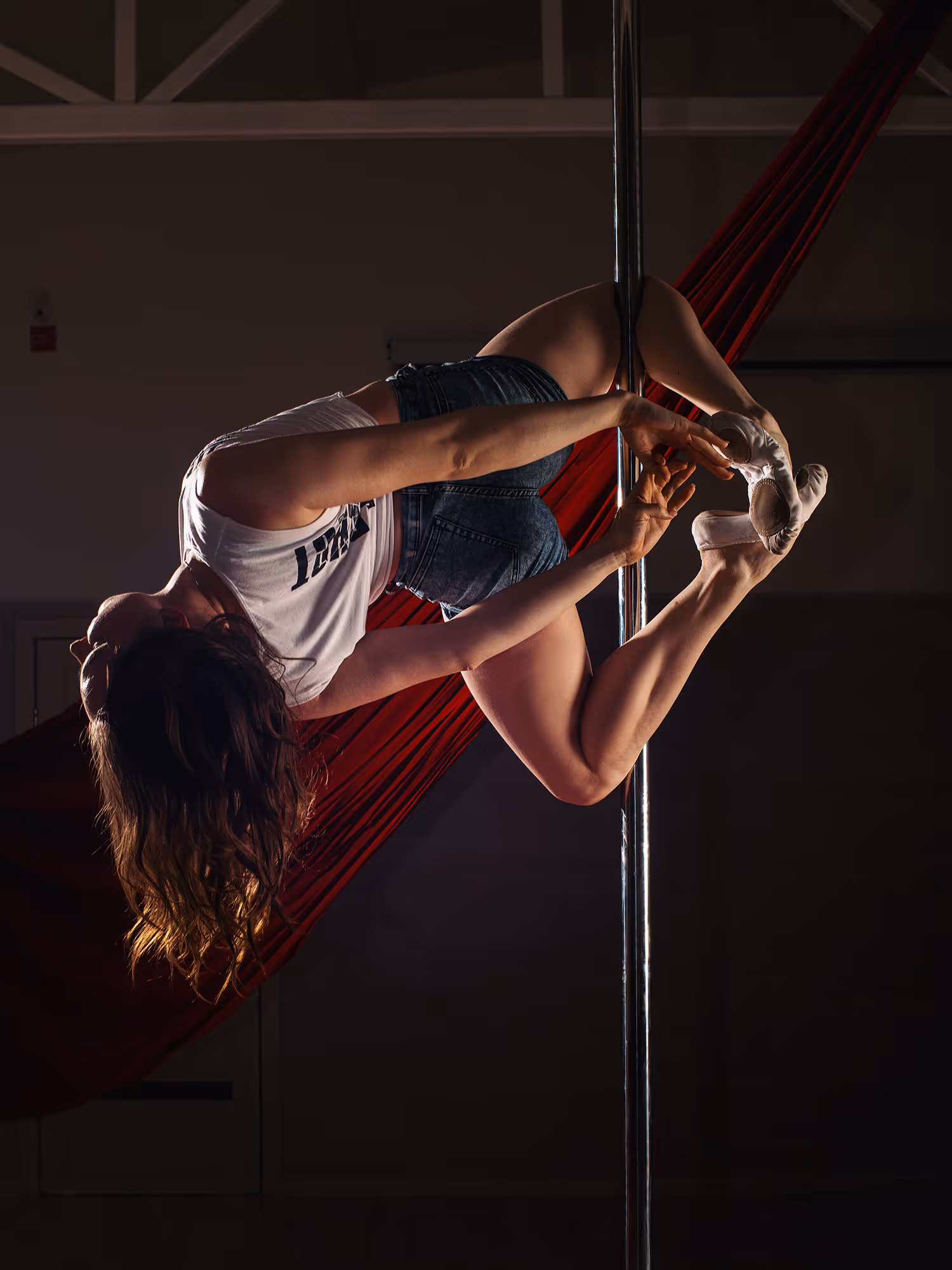 How to start a pole dancing fitness studio