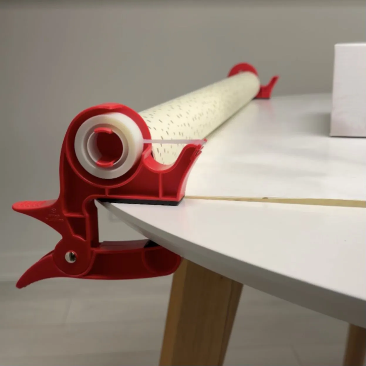 Wrapping Paper Dispenser Clamps