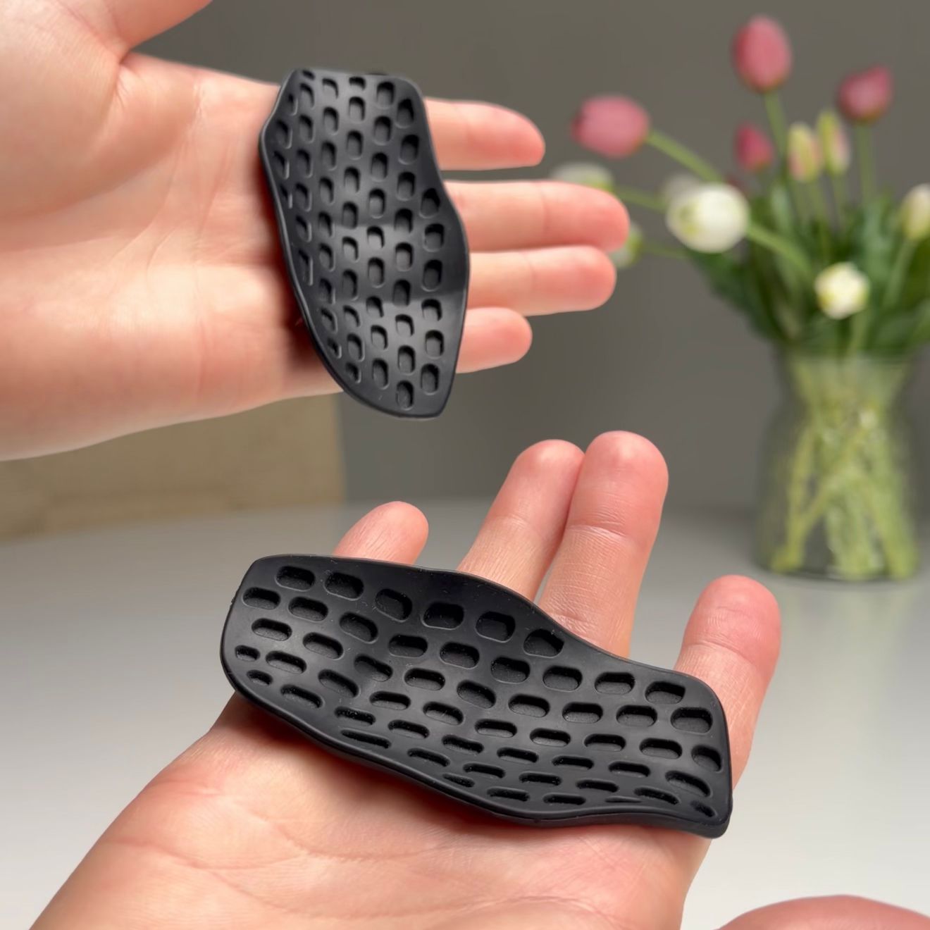 Rubber Workout Grips for Lifting