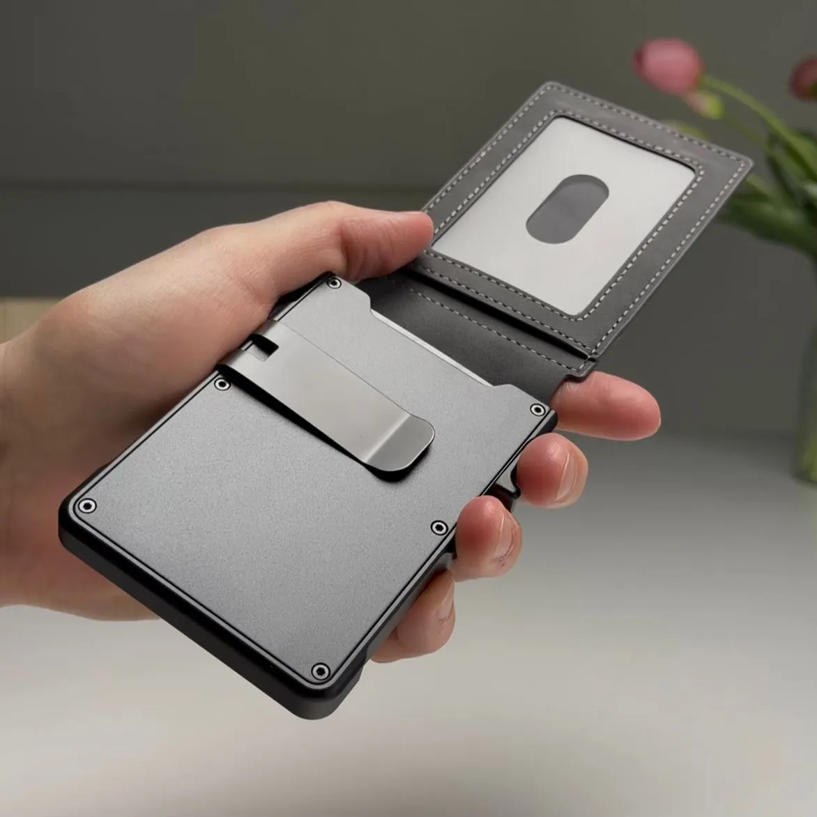 Minimalist RFID Blocking Airtag Wallet