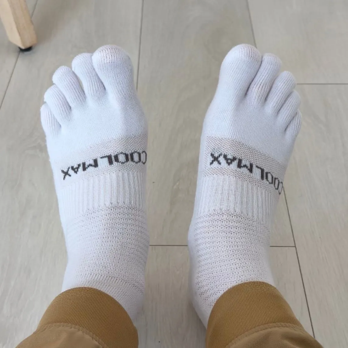 Prevent Blisters When Hiking - Toe Socks