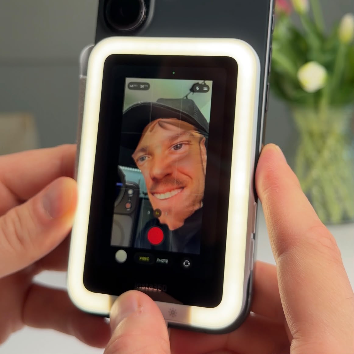 Selfie Screen with Light