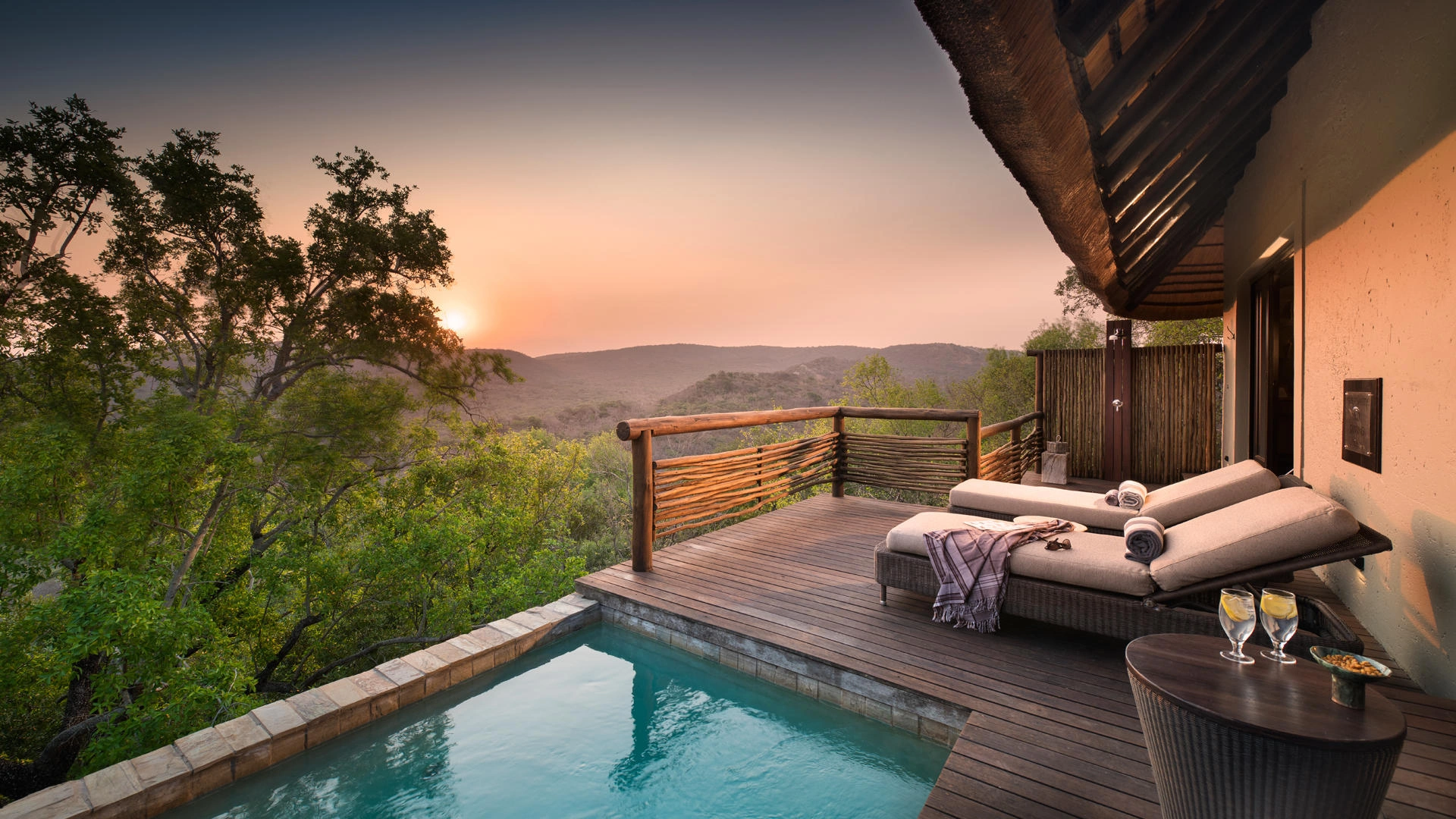 Villas lining Cape Town beach in South African