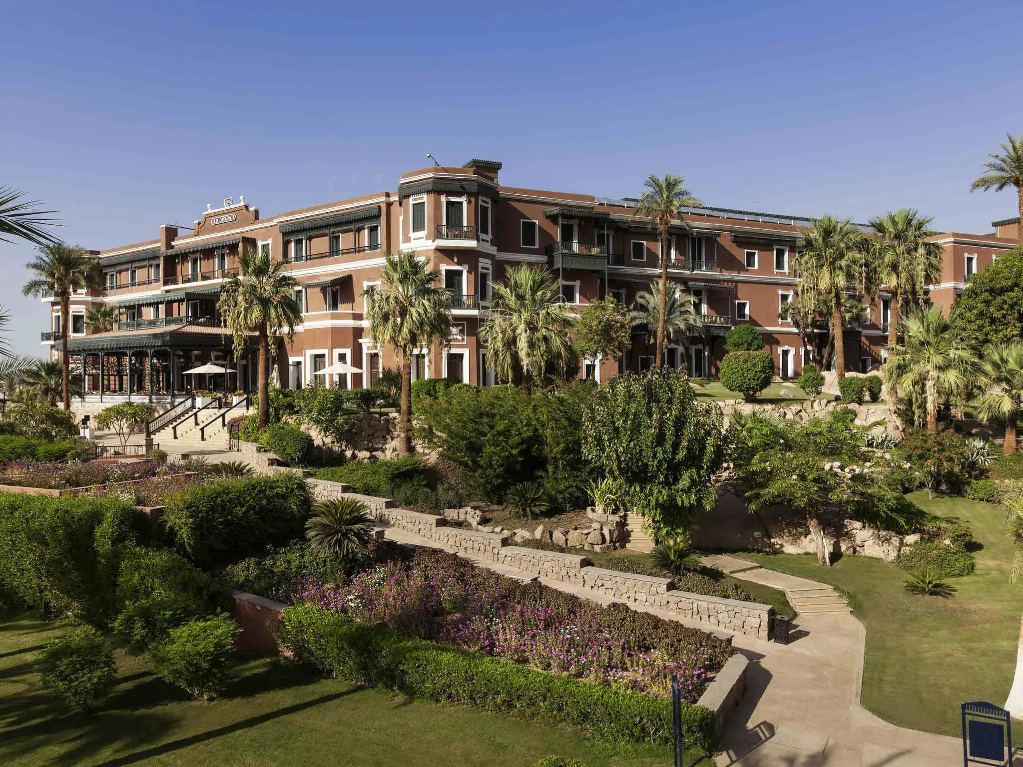 Old Cataract Hotel